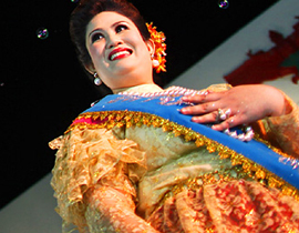 تايلاند تختار ملكة جمال الأوزان الثقيلة!!! 