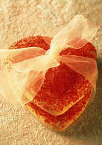 إهدي حبيبك حلوايات من صنع يديك!