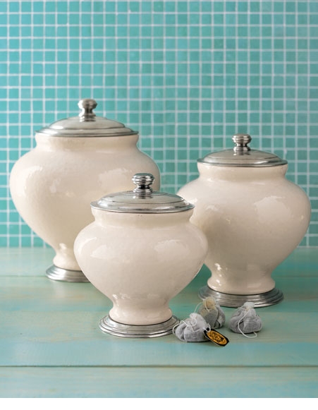 علب جميلة للمكسرات والبهارات 