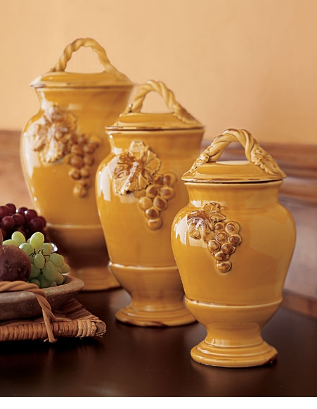 علب جميلة للمكسرات والبهارات 