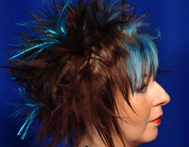 اعيدي لشعرك جماله ورونقه