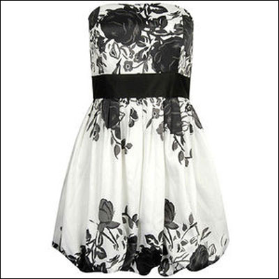 تشكيلة من الفساتين القصيرة