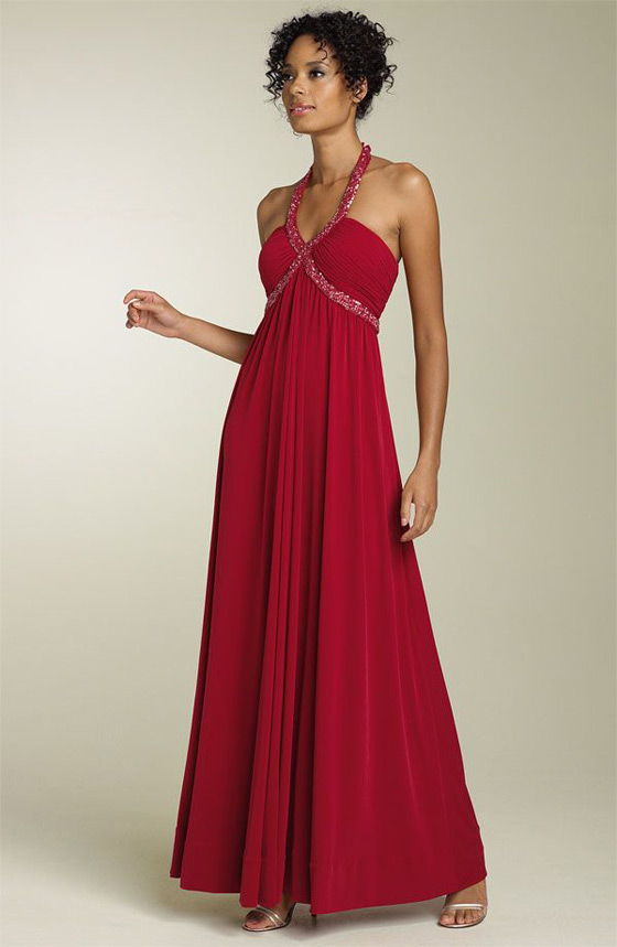 مجموعة من أروع فساتين السهرة 