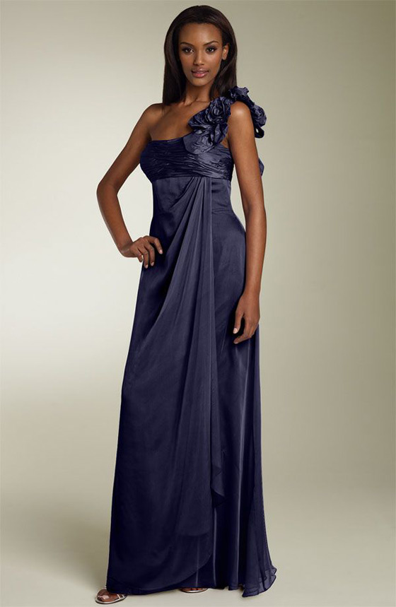 مجموعة من أروع فساتين السهرة 