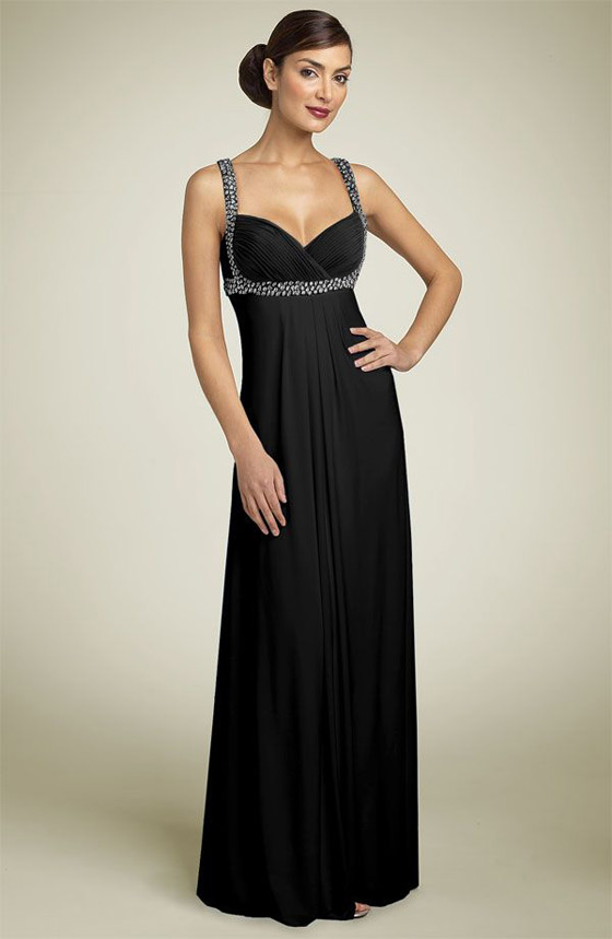 مجموعة من أروع فساتين السهرة 