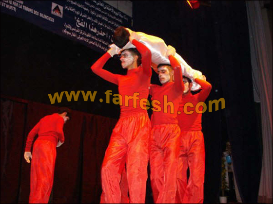 شايف يسير على خطى الصامتين ويحاور الرجل الذي تبناهم 