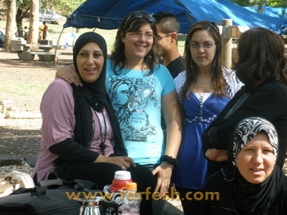 المنارة ترعى رحلة ترفيهية لمنتسبيها إلى منطقة طبريا