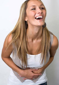 "يوغا الضحك".. العلاج النفسي والجسدي للإنسان! 