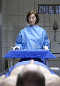 ماء "غسل الميت" بـ  5 آلاف دينار للقارورة!!