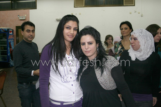 تخرج فوج جديد من مركز ناصر منصور للتجميل 