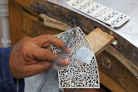 أشهر مصممة مجوهرات عالمية: لم ولن أفتتح فرع بإسرائيل