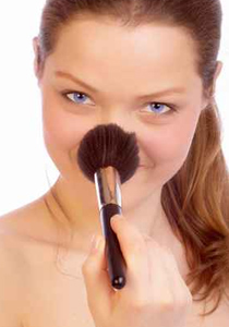 احذري العناية ببشرتك!!  