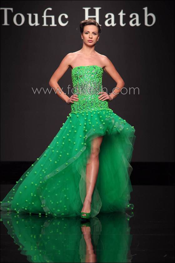 المصمّ توفيق حطب يغازل المرأة المثيرة!!