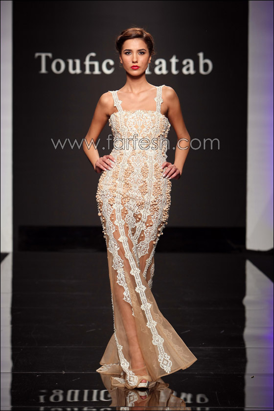 المصمّ توفيق حطب يغازل المرأة المثيرة!!