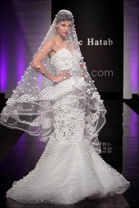 المصمّ توفيق حطب يغازل المرأة المثيرة!!