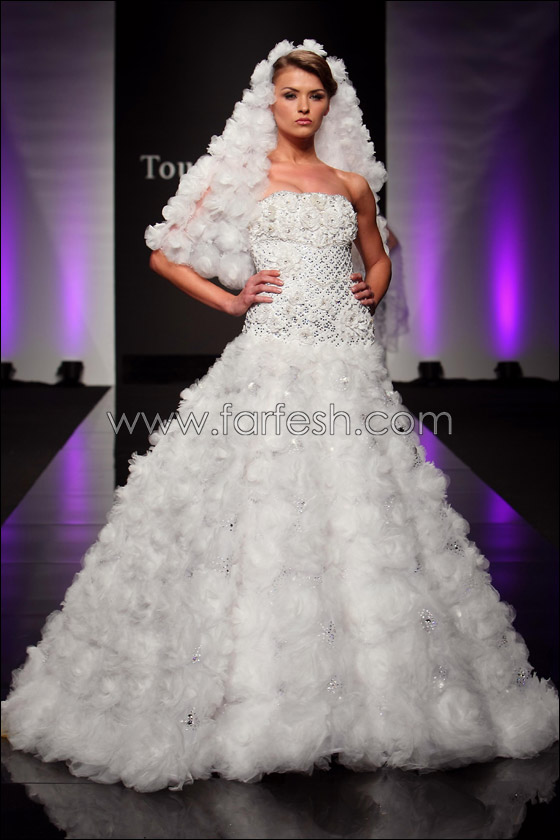 المصمّ توفيق حطب يغازل المرأة المثيرة!!