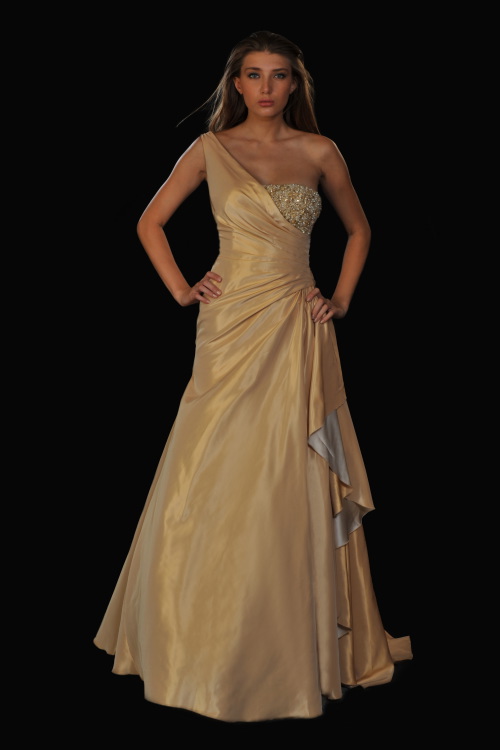 مجموعة فساتين صيفية بأروع التصاميم 