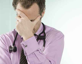 الأطباء يخطئون في حق قلوبهم!!! 