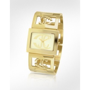 ساعات يد ذهبية بتصاميم مختلفة 