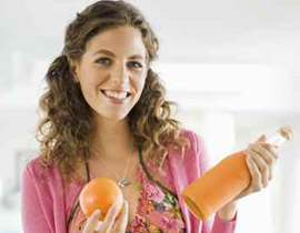 نوصيكم بعصير البرتقال لتخفضوا أوزانكم!!