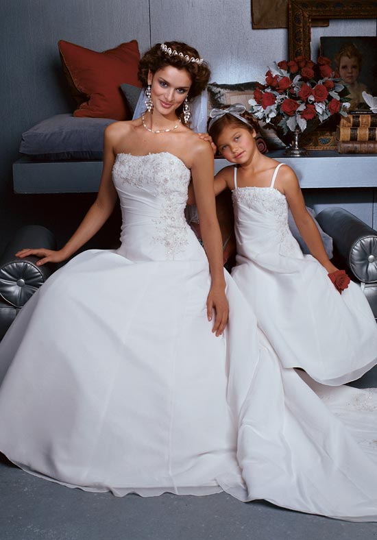 فساتين زفاف ناعمة لاحلى العرائس 