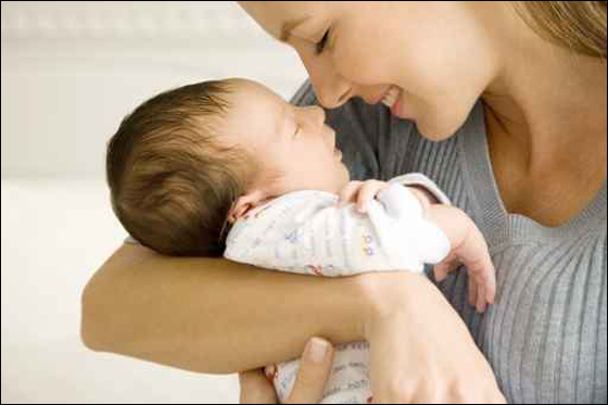 حنانك لطفلك يقيه من الاورام!