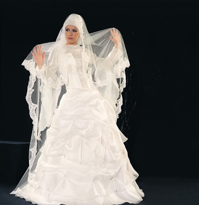 اجمل فساتين زفاف للمحجبات لعام 2010!