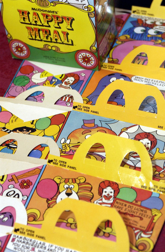 شخصيات الكرتون تجعل الطعام أشهى بالنسبة للأطفال!