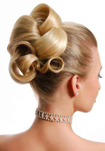 نصائح لتكوني متأكدة من اختيار تسريحة شعرك يوم زفافك!