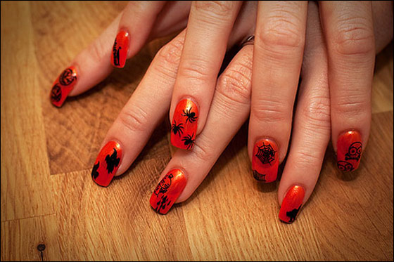 اليكم أحدث صيحات الموضة لطلاء الأظافر!