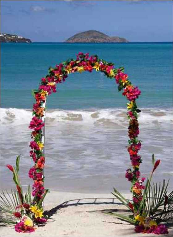 أفكار لاقامة حفلات زفاف على شاطئ البحر! 