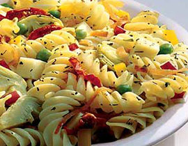 اليكم طبق صحي.. سلطة المعكرونة