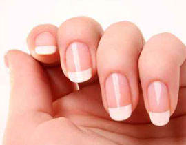 ما هو العلاج الطبيعي لتبييض الأظافر الصفراء؟!