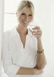 د. الياس اسحاق لشايف: الصيف حارق وكلمة السر سوائل ثم سوائل 