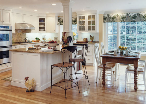 مطابخ متنوعة التصاميم بألوان مختلفة 