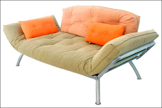 اليكم الطرق لاختيار ديكورات الكنب السرير!