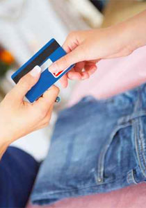 هذه ليست مزحة.. الشراء عن طريق الـ VISA يهدد صحتك!!