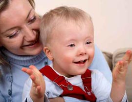 المعاقين بالعجوزة يهددون بالسفر للعمرة والتسول هناك!!