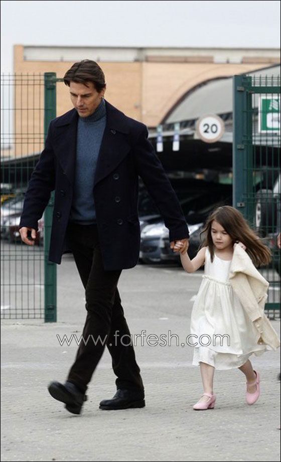 ابنة توم كروز اصغر مصممة ازياء!