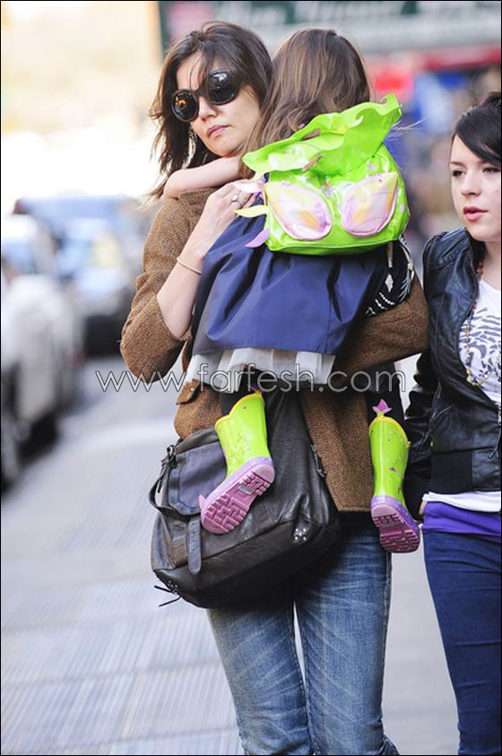 ابنة توم كروز اصغر مصممة ازياء!