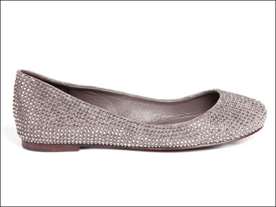 حذاء الباليرينا يجمع بين الراحة والاناقة!