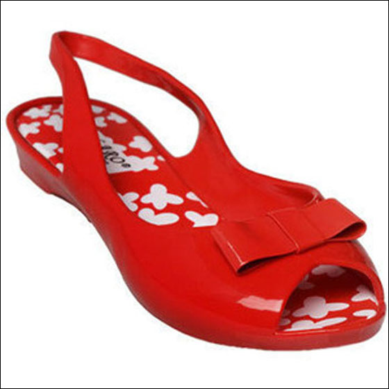 حذاء الباليرينا يجمع بين الراحة والاناقة!