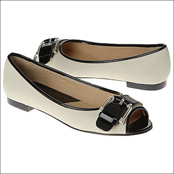 حذاء الباليرينا يجمع بين الراحة والاناقة!