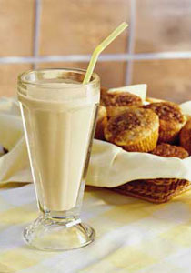 شايف يقدم لكم طريقة تحضير ميلك شيك موز 