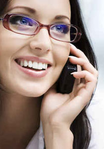 ما هو المكياج المناسب للنساء التي ترتدين نظارات طبية؟!