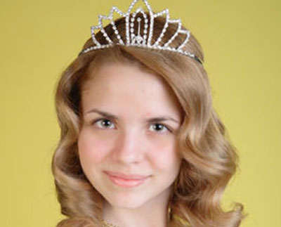 "أميرة تتارستان" تتوج ملكة جمال الصبايا لعام 2010!