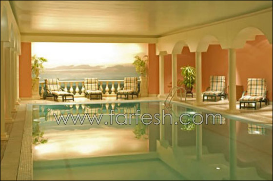 منزلك كبير؟؟ إليك أروع حمامات سباحة لتزينه! 