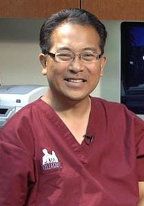 طبيب يحفر اسم مريضته على رحمها!!