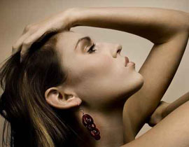 تعانين من القشرة؟؟ اليك هذه الخلطة!