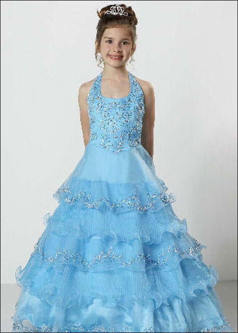 اجمل فساتين للبرينسيسات الصغيرات 2011!